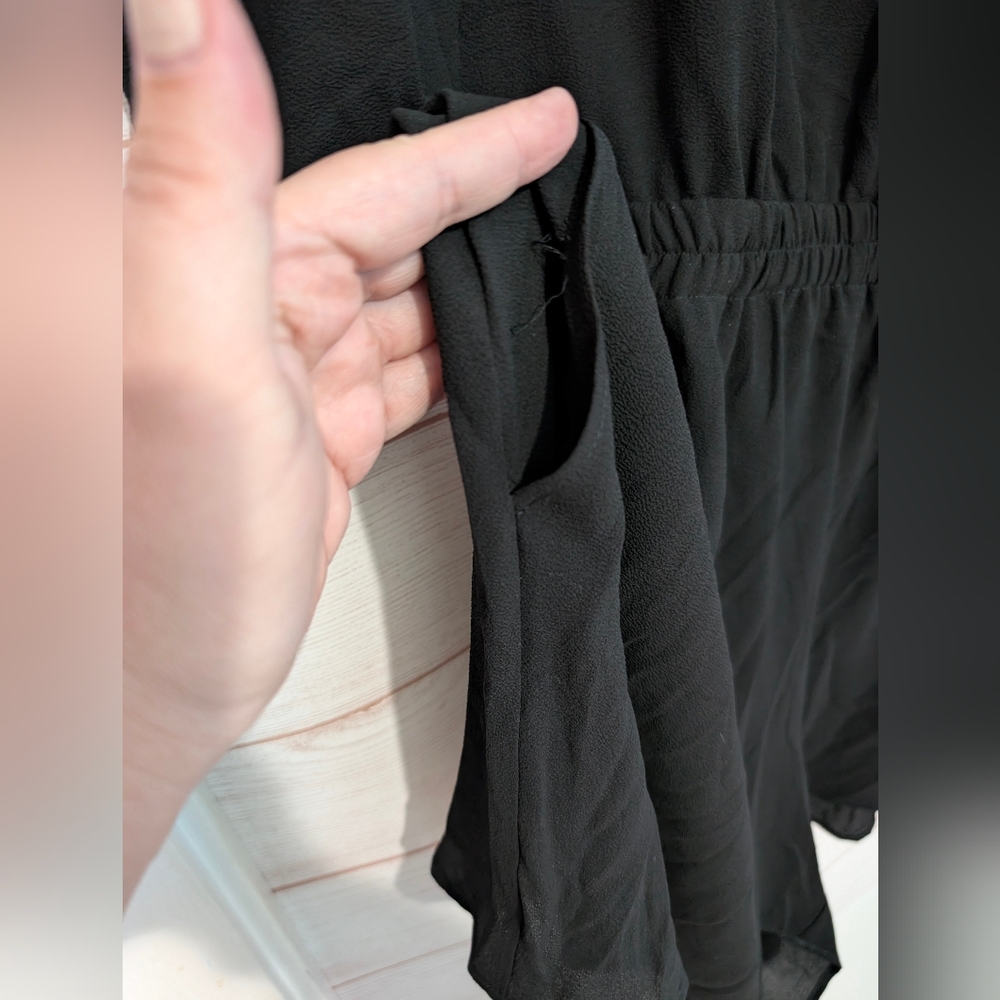 Nwt Reitmans Signature Elegant Black Tie-Detail Shorts Romper Size XXL - Picture 5 of 5